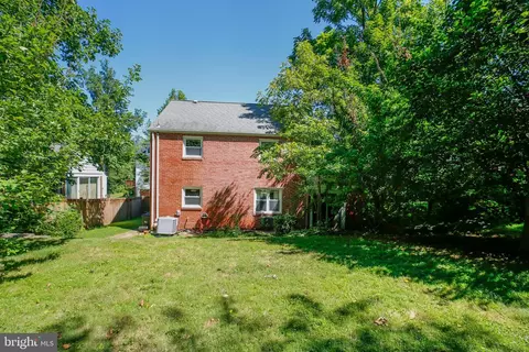 Exterior - 22 Melbourne Ave, Silver Spring, MD 20901 photo 4 of 7