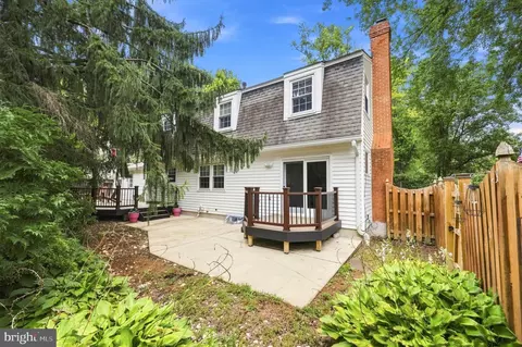 Exterior - 1500 Arbor View Rd, Silver Spring, MD 20902 photo 3 of 10