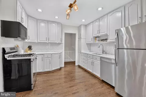 Kitchen - 1334 Chilton Dr, Silver Spring, MD 20904 photo 2 of 2