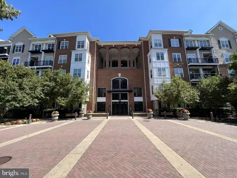 501 Hungerford Dr #P85, Rockville, MD 20850