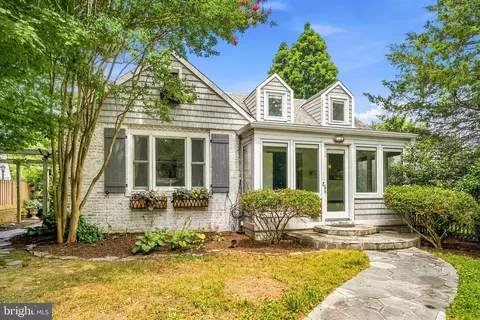 705 Bonifant St, Silver Spring, MD 20910