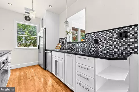 Kitchen - 705 Bonifant St, Silver Spring, MD 20910 photo 2 of 4