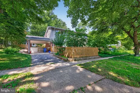 Exterior - 220 Thistle Dr, Silver Spring, MD 20901 photo 3 of 9