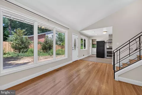 Living - 220 Thistle Dr, Silver Spring, MD 20901 photo 5 of 5