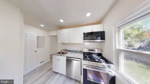 Entry Way - 11707 Dewey Rd, Silver Spring, MD 20906 photo 2 of 13