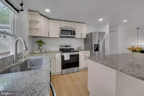 Kitchen - 19130 Dowden Cir, Poolesville, MD 20837 photo 1 of 1