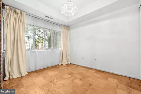 2103 Walsh View Ter #102, Silver Spring, MD 20902 photo 10