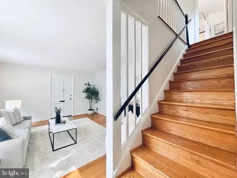 Entry Way - 1004 Dennis Ave, Silver Spring, MD 20901 photo 2 of 4