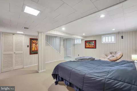 Bedroom - 1004 Dennis Ave, Silver Spring, MD 20901 photo 7 of 8