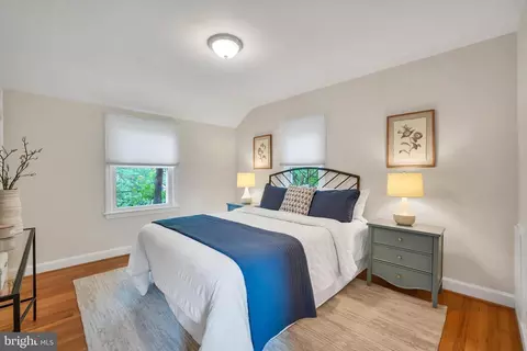 Bedroom - 1004 Dennis Ave, Silver Spring, MD 20901 photo 1 of 8