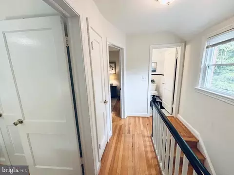 Entry Way - 1004 Dennis Ave, Silver Spring, MD 20901 photo 4 of 4