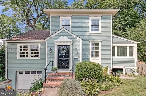 4701 River Rd, Bethesda, MD 20816