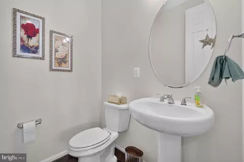 Entry Way - 1024 Briggs Chaney Rd, Silver Spring, MD 20905 photo 2 of 2