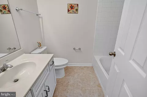 Bath - 1024 Briggs Chaney Rd, Silver Spring, MD 20905 photo 3 of 5