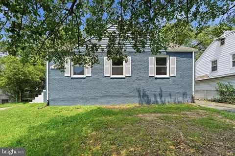 Exterior - 11716 Kingtree St, Silver Spring, MD 20902 photo 3 of 11