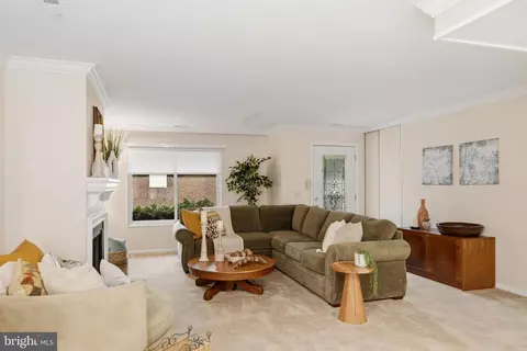 Living - 14601 Deerhurst Ter, Silver Spring, MD 20906 photo 1 of 2