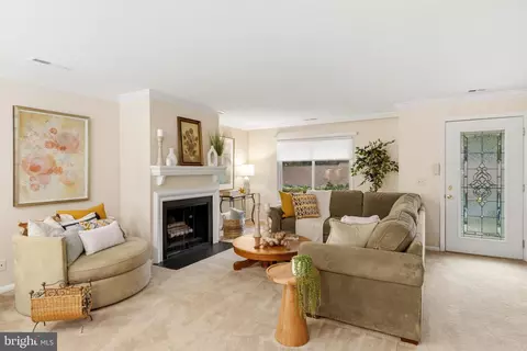 Living - 14601 Deerhurst Ter, Silver Spring, MD 20906 photo 2 of 2