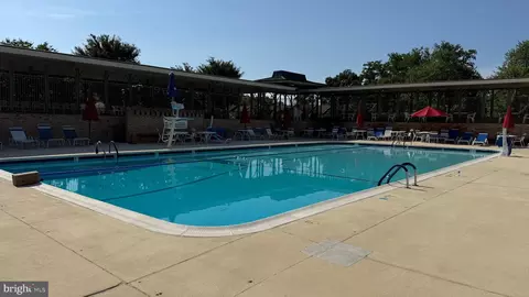 Exterior - 14601 Deerhurst Ter, Silver Spring, MD 20906 photo 8 of 8