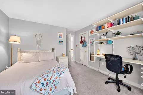 Bedroom - 8 Haller Ct, Poolesville, MD 20837 photo 7 of 9