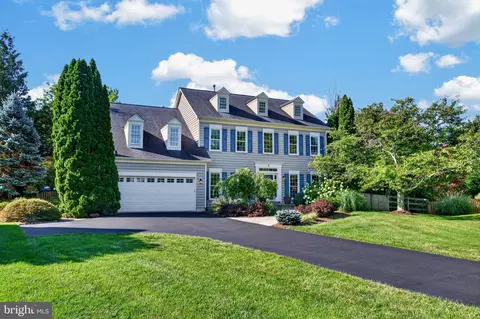 Exterior - 8 Haller Ct, Poolesville, MD 20837 photo 2 of 21