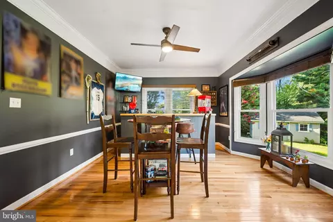 Dining - 8 Haller Ct, Poolesville, MD 20837 photo 3 of 3