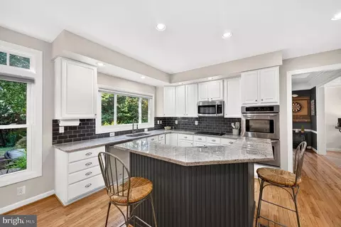 Kitchen - 8 Haller Ct, Poolesville, MD 20837 photo 1 of 6
