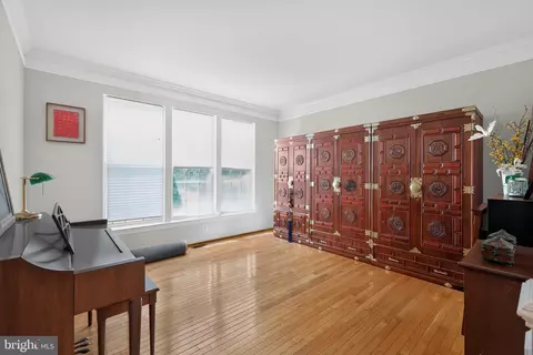 Entry Way - 14209 Royal Forest Ln, Silver Spring, MD 20904 photo 2 of 2