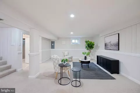 Living - Undisclosed, Silver Spring, MD 20902 photo 3 of 6
