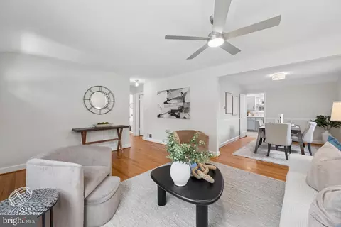 Entry Way - Undisclosed, Silver Spring, MD 20902 photo 1 of 2