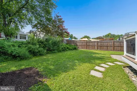 Exterior - Undisclosed, Silver Spring, MD 20902 photo 12 of 14