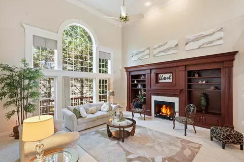 Living - 1419 Atwood Rd, Silver Spring, MD 20906 photo 2 of 5