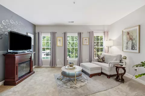 Living - 1419 Atwood Rd, Silver Spring, MD 20906 photo 3 of 5