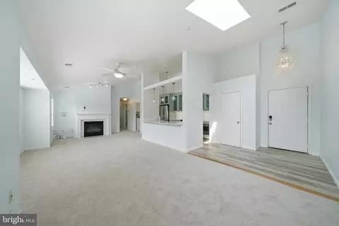Living - 2610 Camelback Ln #9-19, Silver Spring, MD 20906 photo 2 of 11
