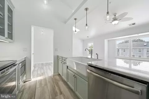 Kitchen - 2610 Camelback Ln #9-19, Silver Spring, MD 20906 photo 4 of 7