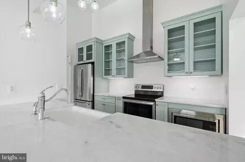 Kitchen - 2610 Camelback Ln #9-19, Silver Spring, MD 20906 photo 6 of 7