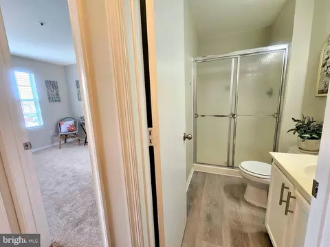 Bath - 14913 Cleese Ct #4AF, Silver Spring, MD 20906 photo 2 of 2