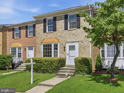 1207 Knoll Mist Ln, Gaithersburg, MD 20879