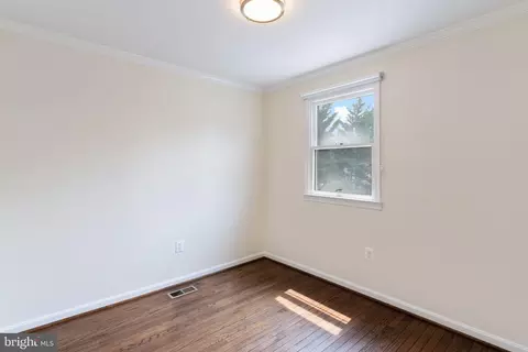 Bedroom - 15541 Baileys Ln, Silver Spring, MD 20906 photo 1 of 7