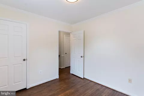 Bedroom - 15541 Baileys Ln, Silver Spring, MD 20906 photo 2 of 7