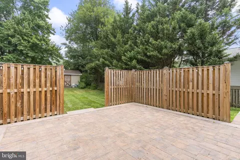 Exterior - 15541 Baileys Ln, Silver Spring, MD 20906 photo 3 of 6