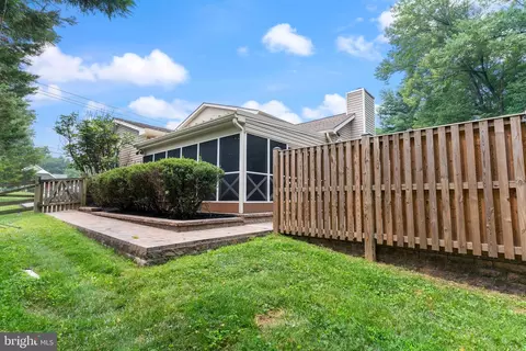 Exterior - 15541 Baileys Ln, Silver Spring, MD 20906 photo 4 of 6