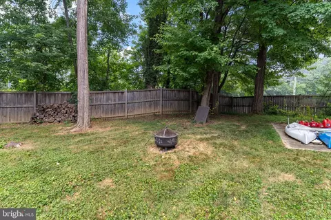 Exterior - 15541 Baileys Ln, Silver Spring, MD 20906 photo 6 of 6