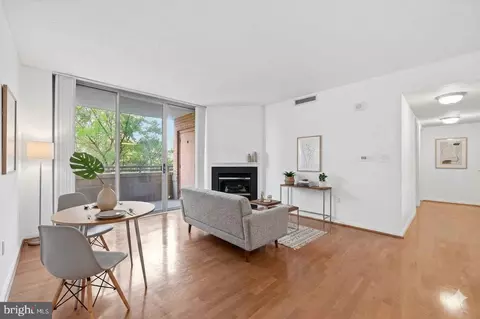 11710 Old Georgetown #327, North Bethesda, MD 20852