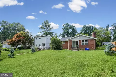 Exterior - 11305 Mapleview Dr, Silver Spring, MD 20902 photo 7 of 7