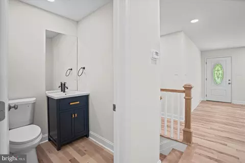 Entry Way - 11305 Mapleview Dr, Silver Spring, MD 20902 photo 1 of 5