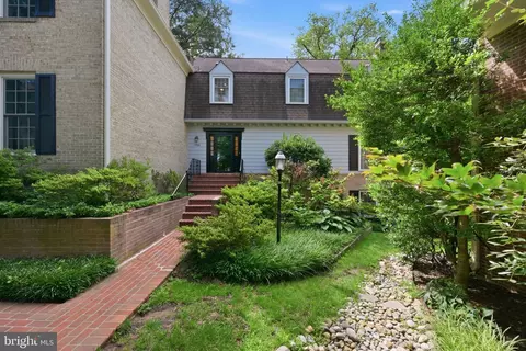 10908 Wickshire Way #F-5, Rockville, MD 20852