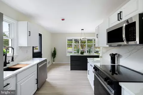 Kitchen - 13219 Hathaway Dr, Silver Spring, MD 20906 photo 2 of 2