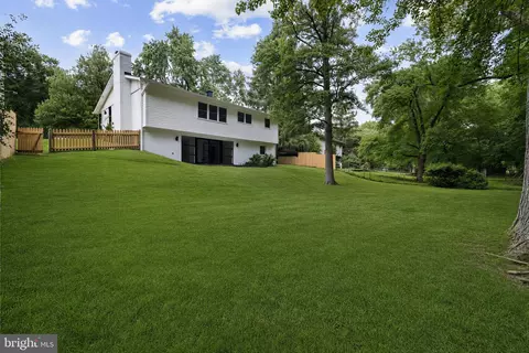 Exterior - 13219 Hathaway Dr, Silver Spring, MD 20906 photo 3 of 9