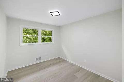 Bedroom - 13219 Hathaway Dr, Silver Spring, MD 20906 photo 5 of 12