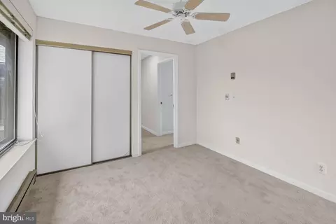 Bedroom - 15311 Beaverbrook Ct #90-3K, Silver Spring, MD 20906 photo 5 of 6